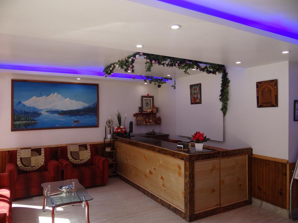 Hotel Natraj Manali Dharamsala Zewnętrze zdjęcie